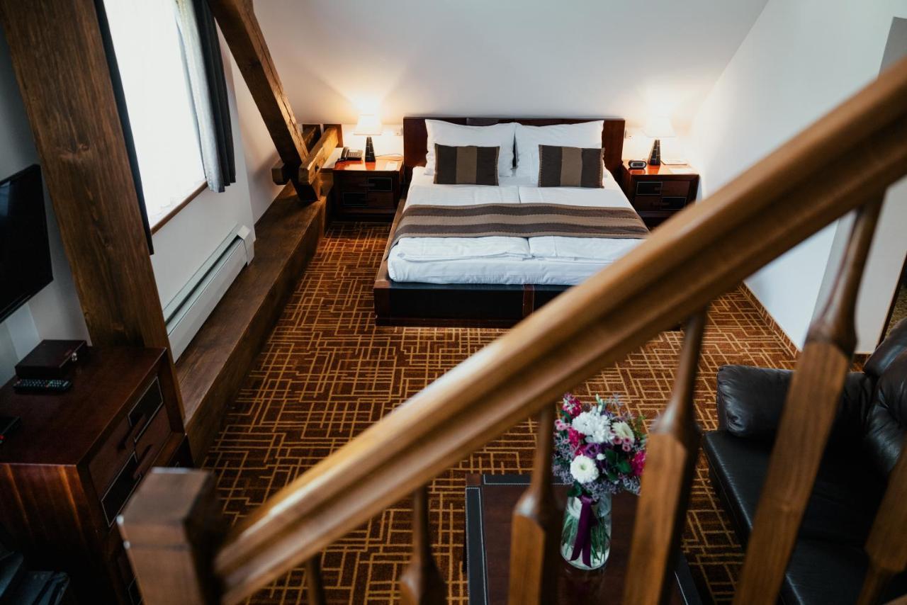 טרויאנוביצה Hotel Troyer מראה חיצוני תמונה