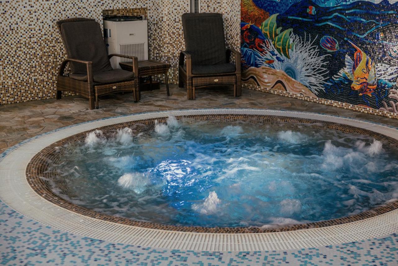 טרויאנוביצה Hotel Troyer מראה חיצוני תמונה