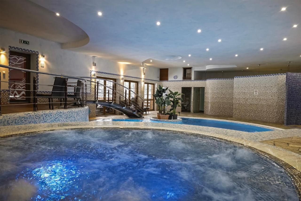 טרויאנוביצה Hotel Troyer מראה חיצוני תמונה